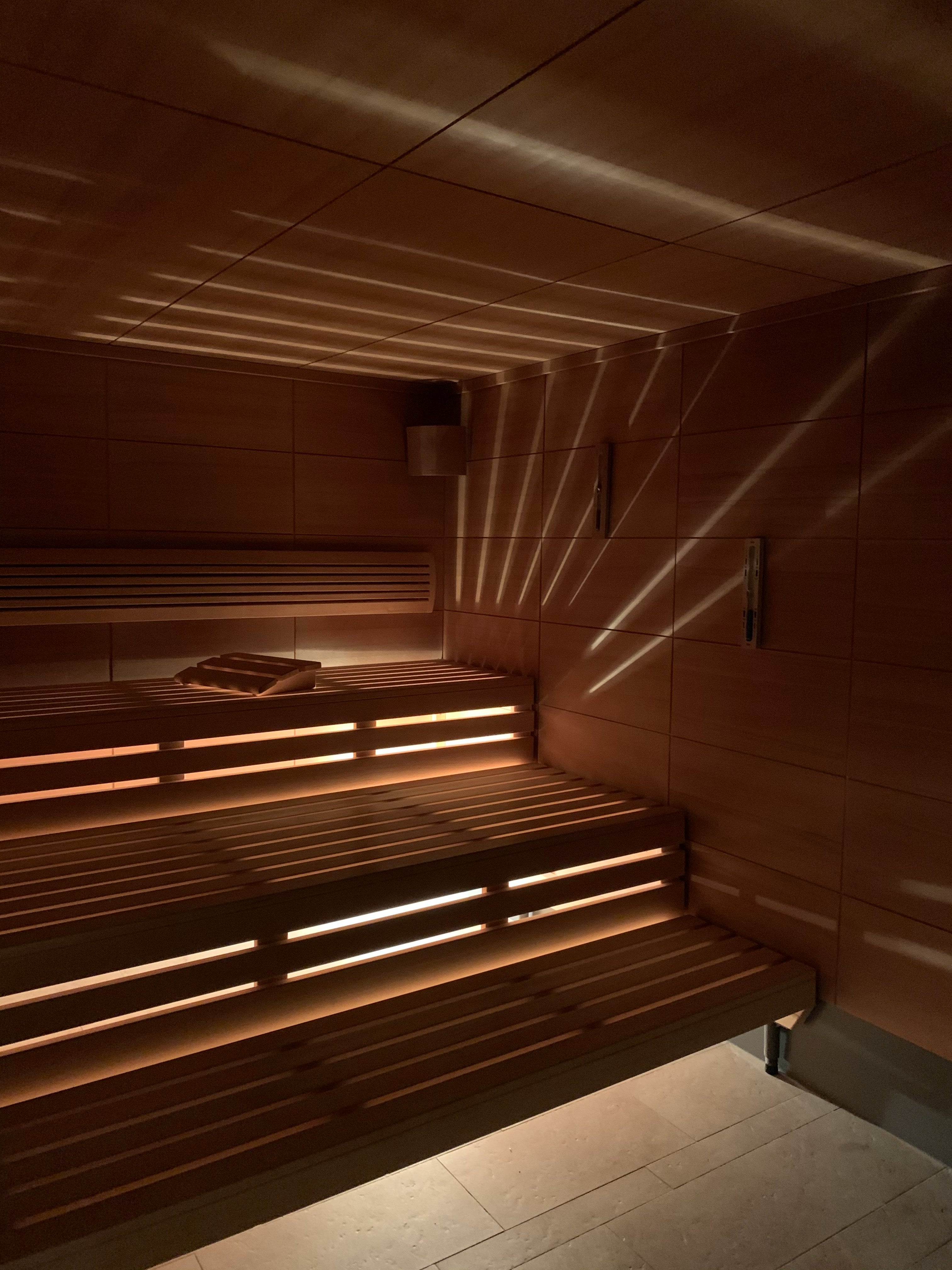 The Health Benefits of Owning a Home Sauna (Backed by Science)